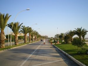 Lungo mare di Civitanova, con pista ciclabile