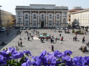Piazza del popolo a Pesaro foto ufficiale comune di Pesaro